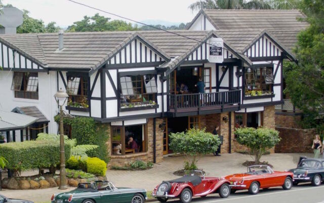 Montville Mountain Inn