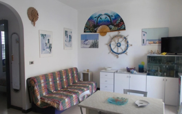 Charming Apartment Near Baia Verde Beach