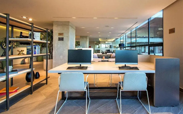 Staybridge Suites Guadalajara Novena by IHG