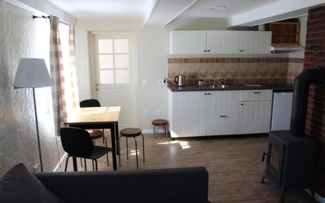 Mono House