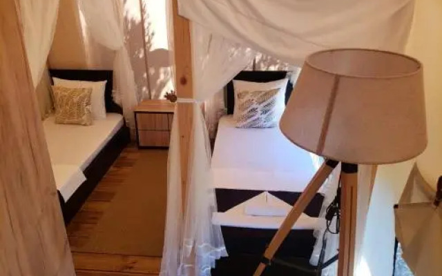 Golden Haven Luxe Glamp Resort