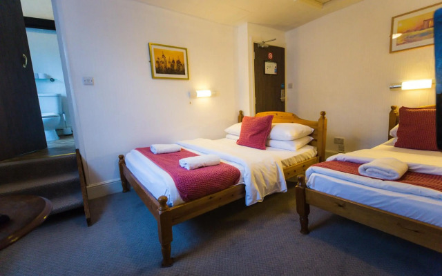 St Athans Hotel