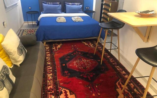 Athens *Blue Grand Suite *Di Giorgio Central Apartment