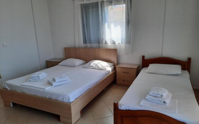 Tasos Rooms
