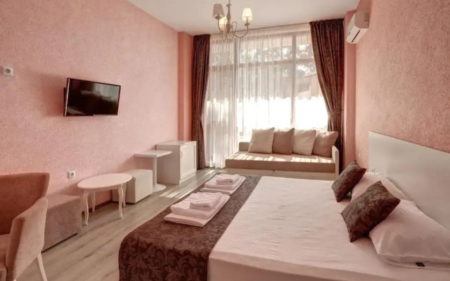 Complex Hunter's Beach