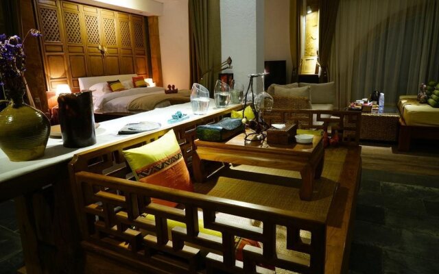 Shiyue Holiday Hotel