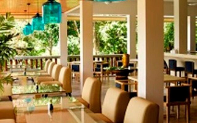 Grand Bleu Ocean View Pool Suite