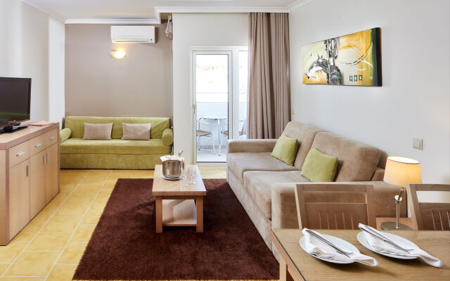 Santa Eulália Suite Hotel & SPA