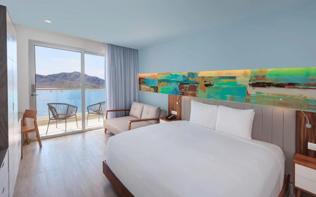 Courtyard By Marriott Mazatlan Beach Resort