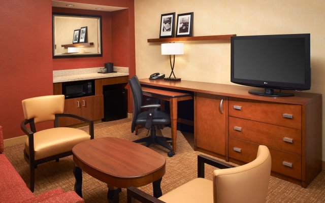 Courtyard by Marriott Chicago Oakbrook Terrace