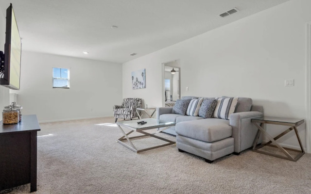 Solterra Villa With Screened Pool & Lake View