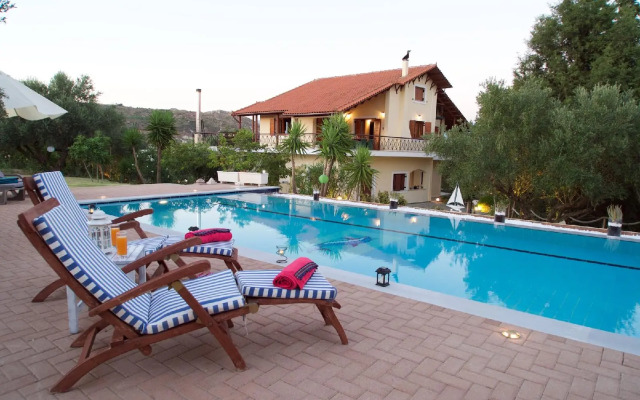 Villa Glavina Studios & Apartments