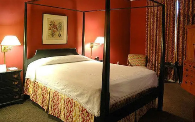 The Inn at Claussen's