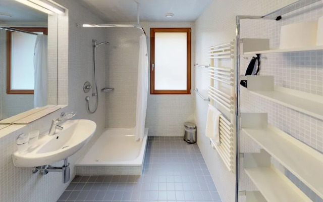 Reka-Feriendorf Disentis