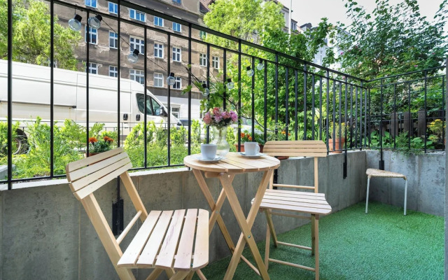 Studio Chelmonskiego MTP by Renters