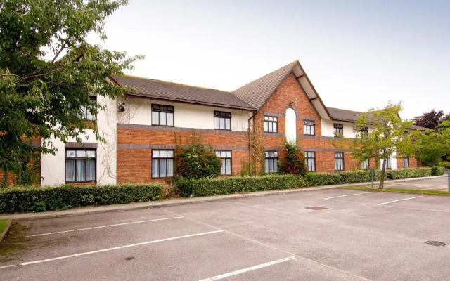 Premier Inn Taunton East