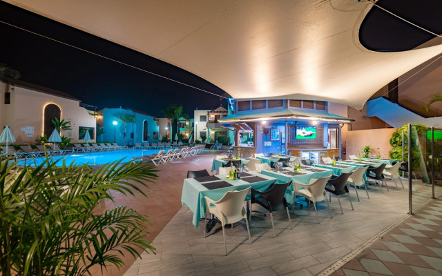 Club Vista Serena