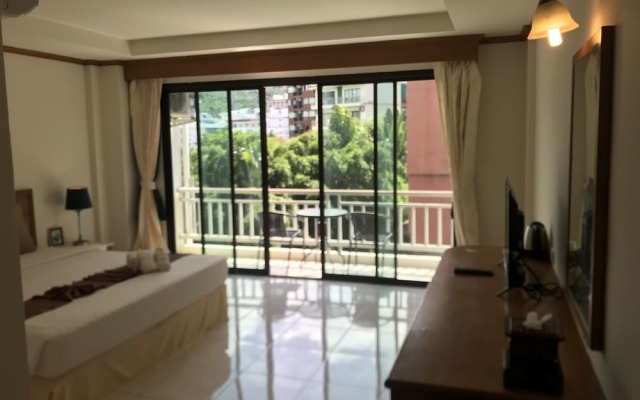 Global Hotel Beach View