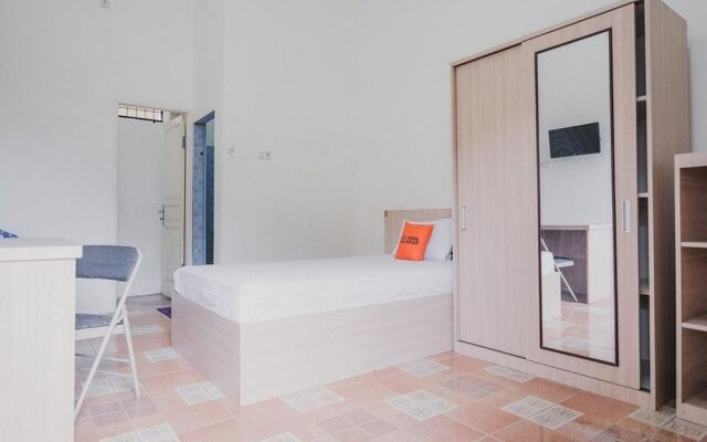 Koolkost Syariah near Jalan Ringroad Medan