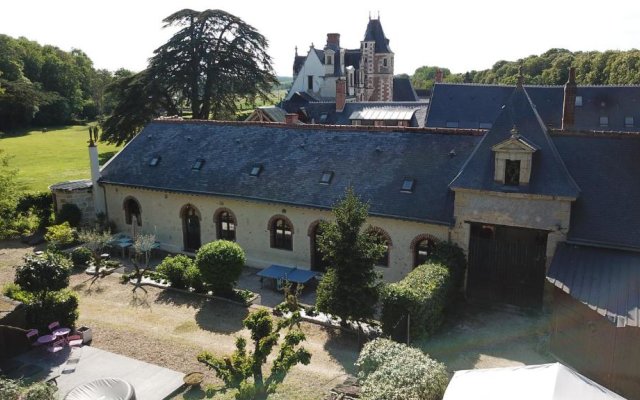 Gite Longere De 15 Personnes Au Chateau De Jallanges Vouvray