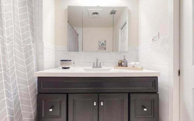 PRIVATE 4BR Near LAX & Beaches Playa Vista