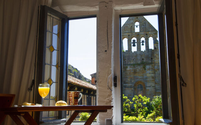 Posada Santa Maria la Real