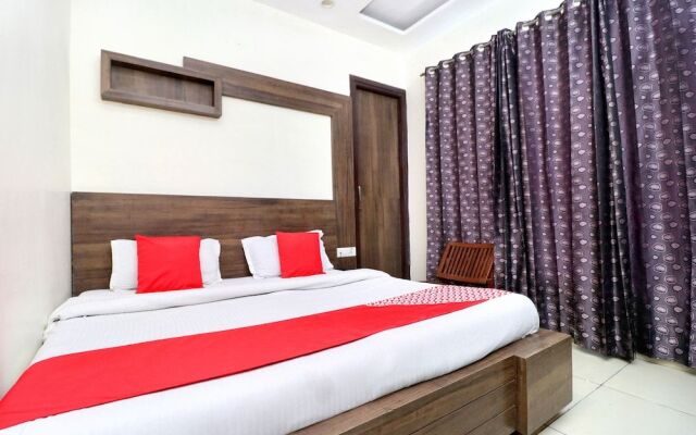 Hotel B.S Residency by OYO