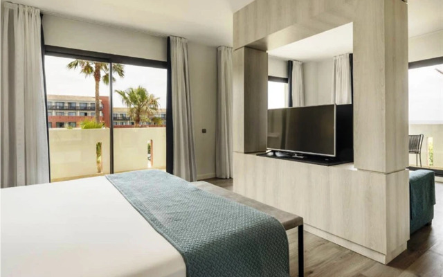 Lofts a pie de playa con piscina comunitaria