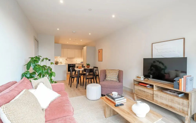 Light and Space Retreat