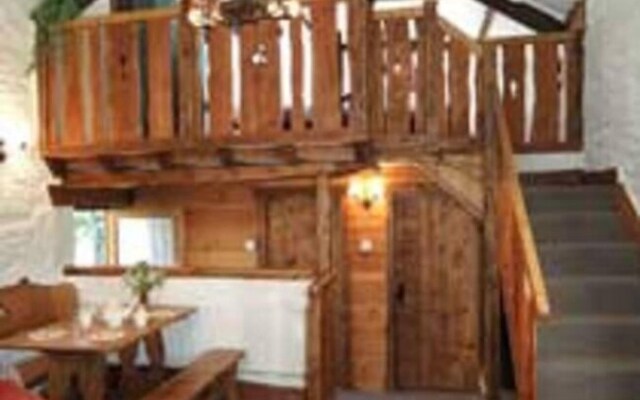 The Mill House at Cwmiar Farm - Relaxing Holidays