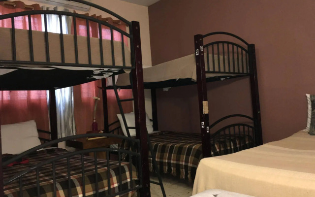 Panama House Bed & Breakfast
