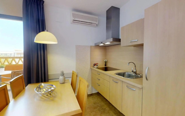 Leo Punta Umbria III - Adults Only