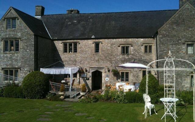 The Great House Hotel & Restaurant