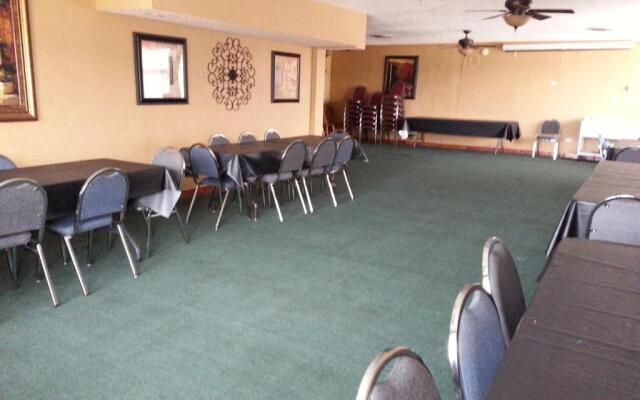 Econo Lodge Inn & Suites Abilene East District