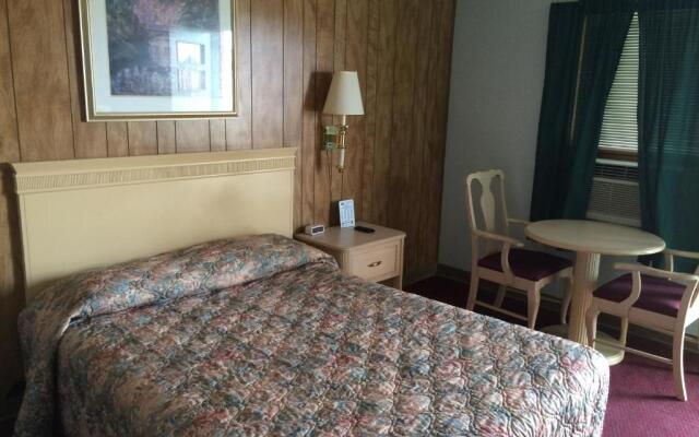 Hillcrest Motel