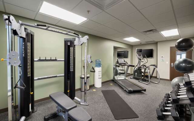 Wingate by Wyndham Hurricane WV