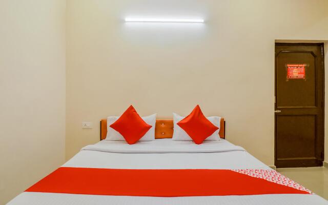 OYO 45428 MG Residency