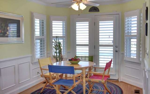 Turtle Cove (formerly Fiddler's Green) 4 Bedroom Home by RedAwning