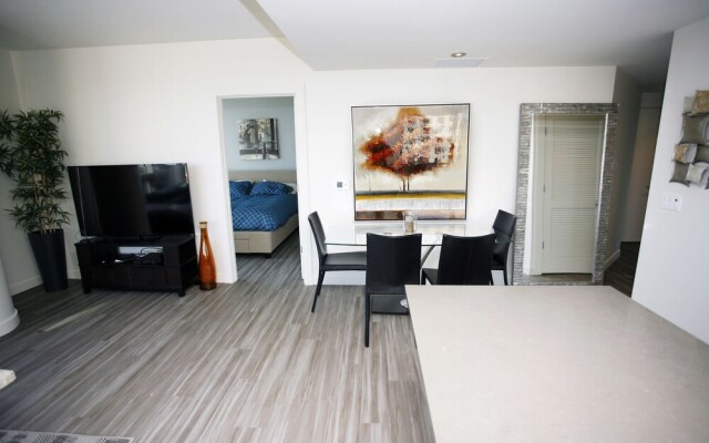 Apartments in the Loop