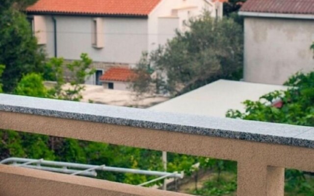 Karolinas - Parking - A4-pink