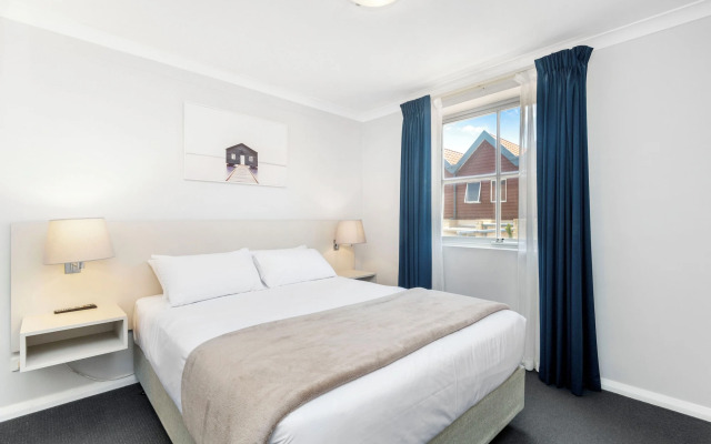 Hillarys Harbour Resort