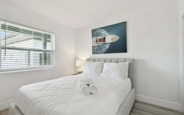 117 127th Ave E Unit 6