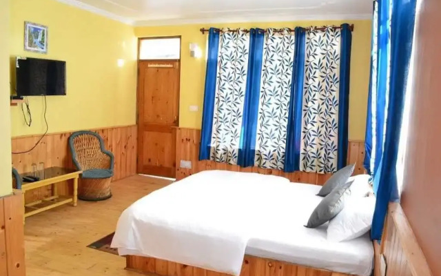 Tara Paying Guest House