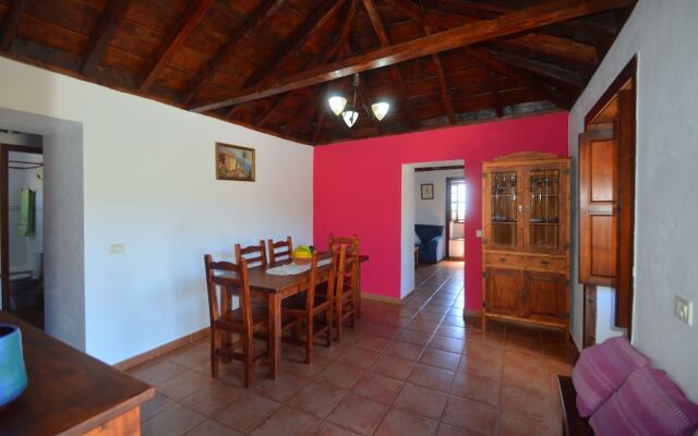 Casa Rural Las Embelgas by Isla Bonita