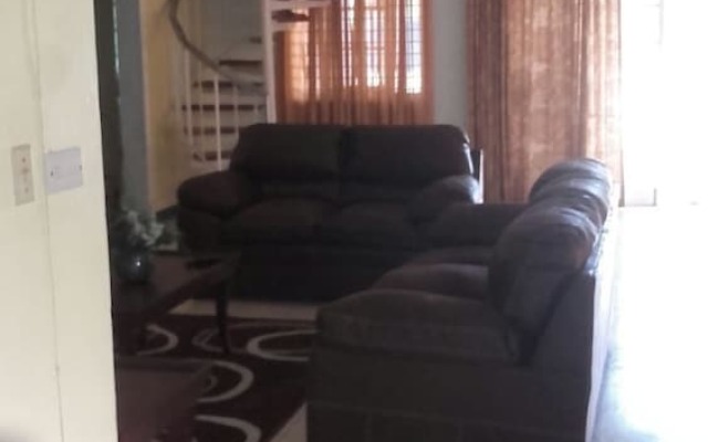 Avalon Pool Room