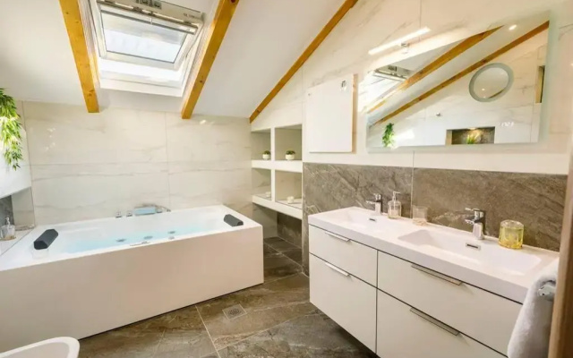 Vacation home Grey house Stocia