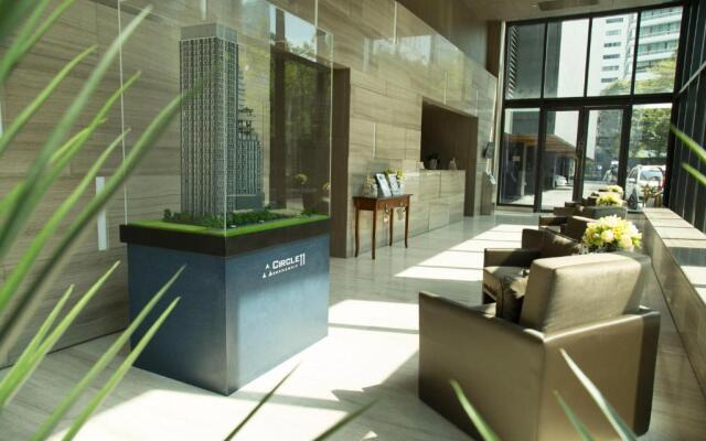 Circle Sukhumvit 11#Luxury#Pool#Gym#BTS Nana&MRT Sukhumvit#1BR#Max4ppl