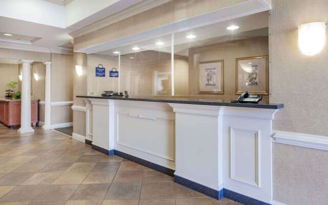 Days Inn by Wyndham Altavista