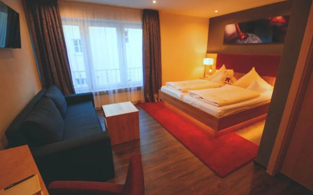 Landhotel & Weingasthof Schwarzer Adler