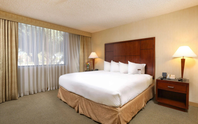 DoubleTree Suites by Hilton Tucson Airport